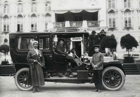 Придворный автомобиль